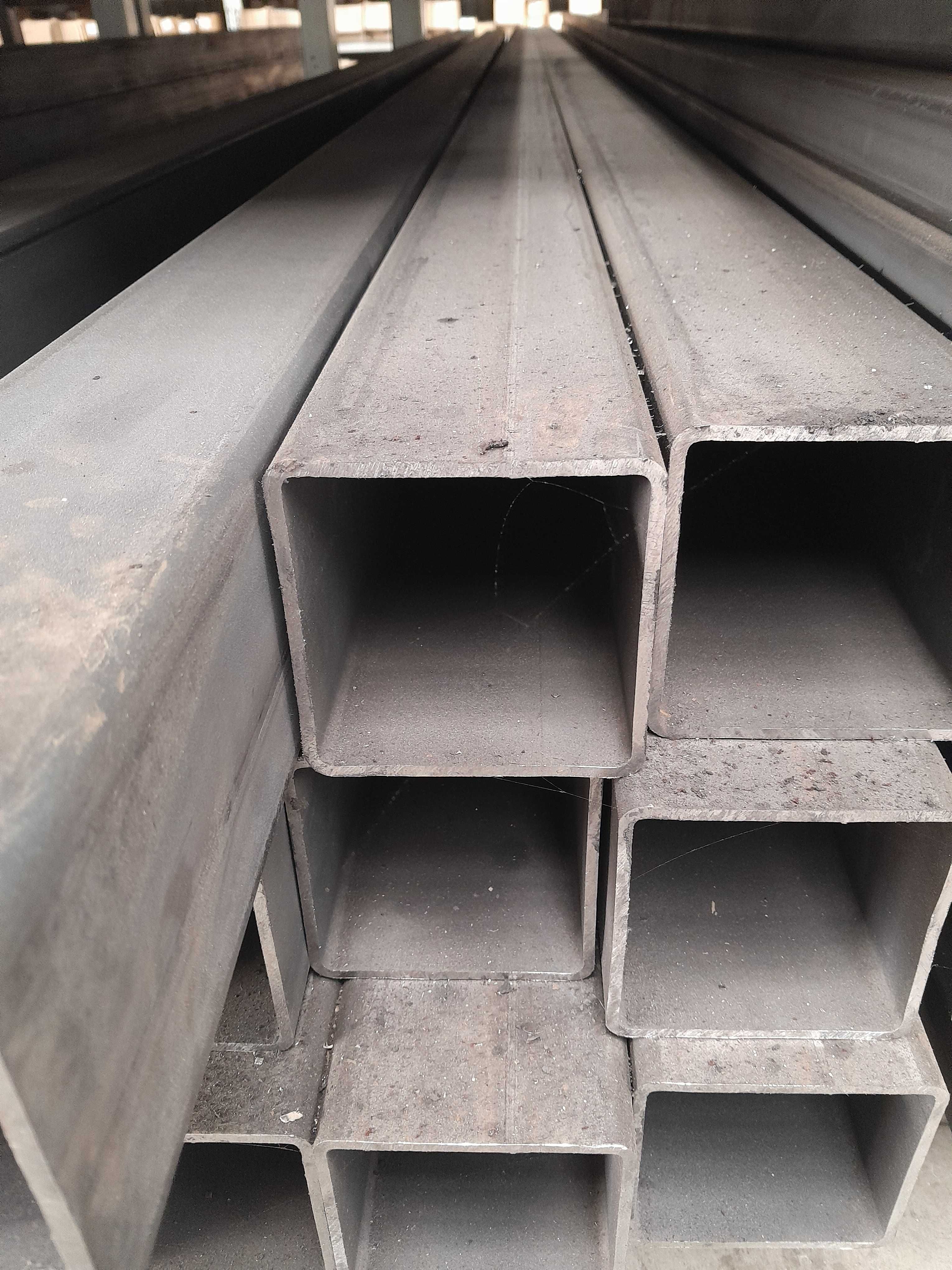Ceownik półzamknięty bramówka 50 bramowy 50x50x17,5x3 3 6mb sztangi