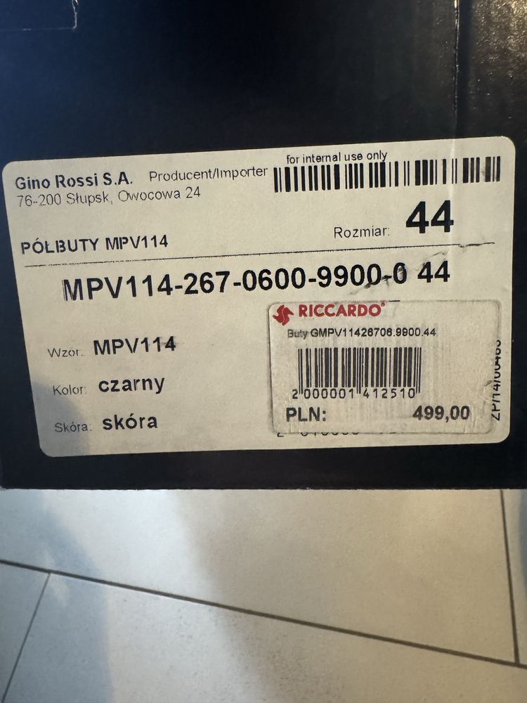 Gino Rossi z lakierowanej skóry