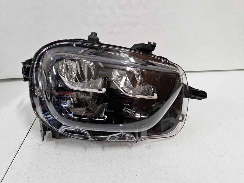 CITROEN C3 III 3 LIFT LAMPA REFLEKTOR PRAWY PRZÓD LED EU 9836161580