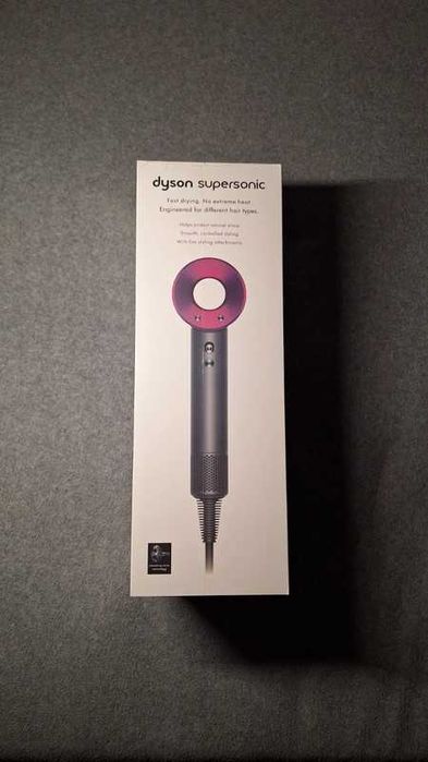 Suszarka do włosów Dyson Supersonic HD08 fuksja