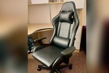 Компьютерное кресло Solid черное игровое геймерское с подушками