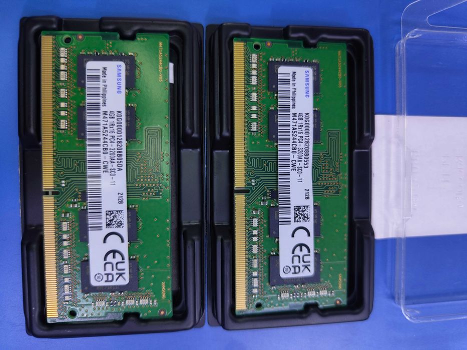 Оперативка Samsung SO-DIMM 4GB×2, 3200 DDR4 M471A5244CBO-CWE