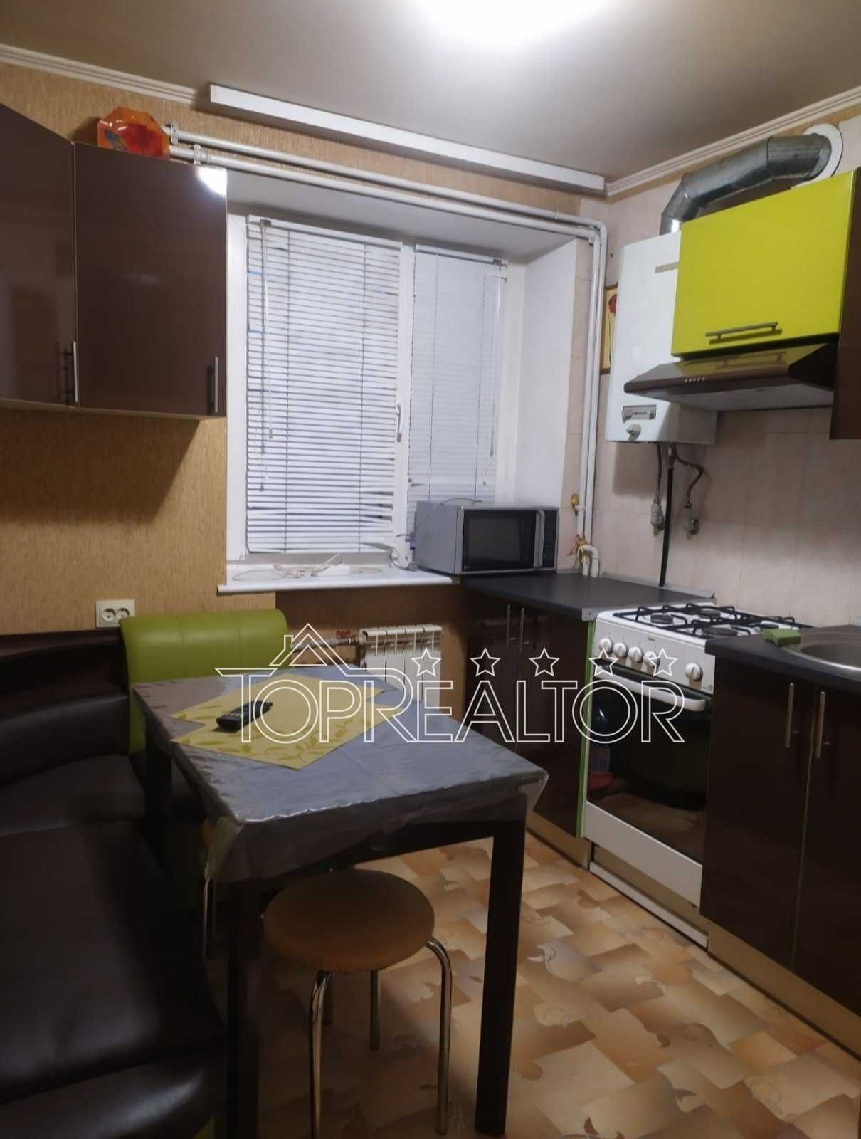СТАЛИНКА С ЛИФТОМ! Ж/Б! ПУШКИНСКАЯ! 2 дом от метро. Продам 2к 45 м2
