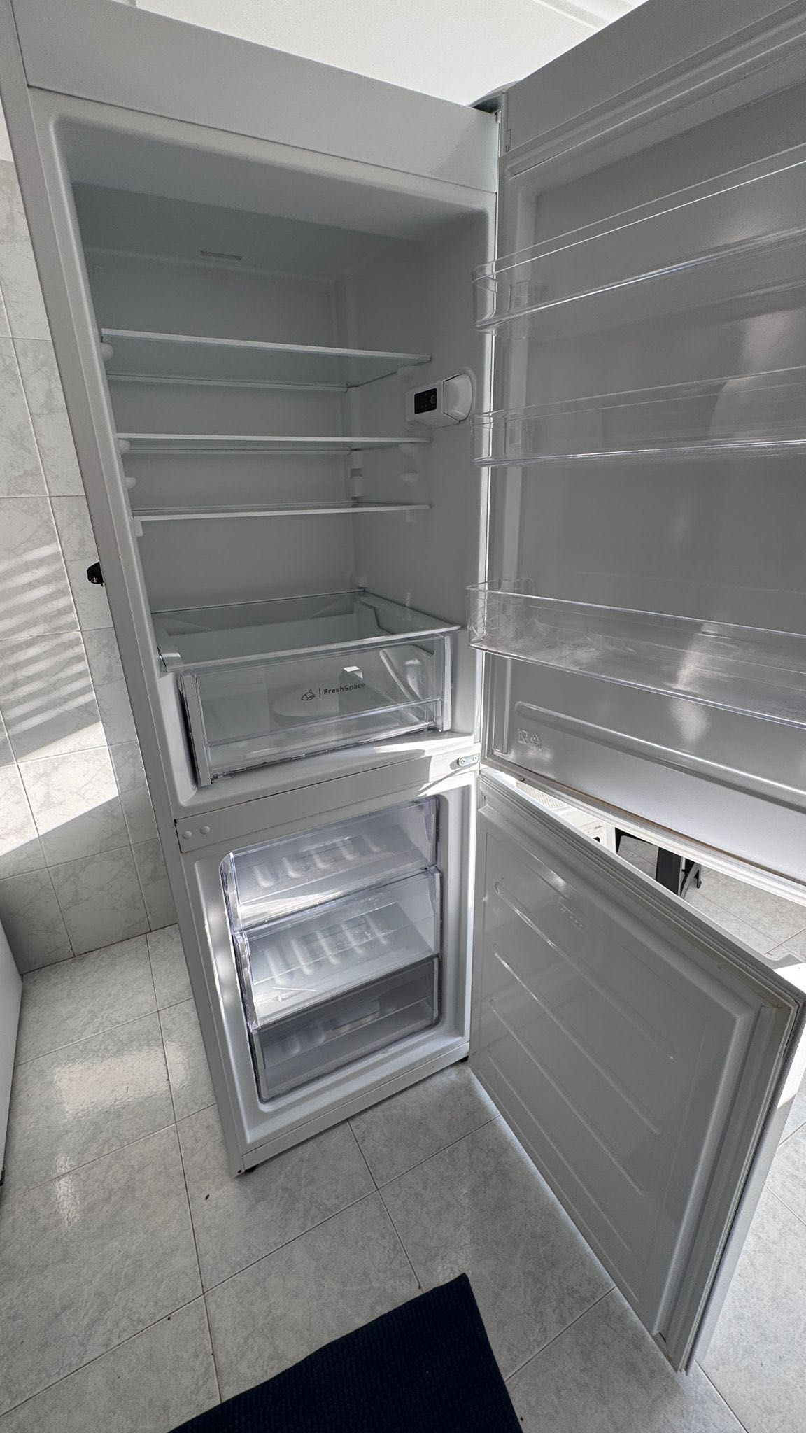 Para sair HOJE Frigorífico Combinado