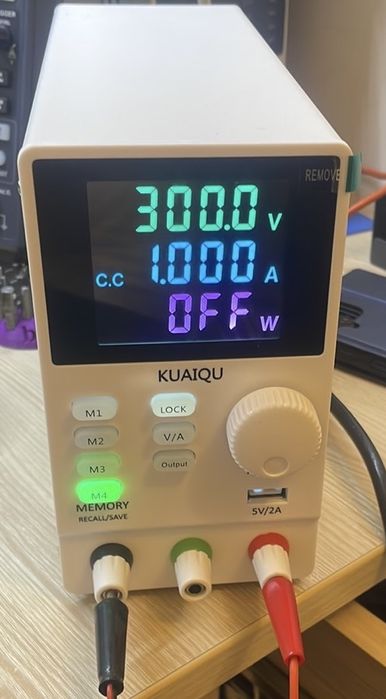 Лабораторний блок живлення CUAIQU SPPS3001D 300В, 1А.