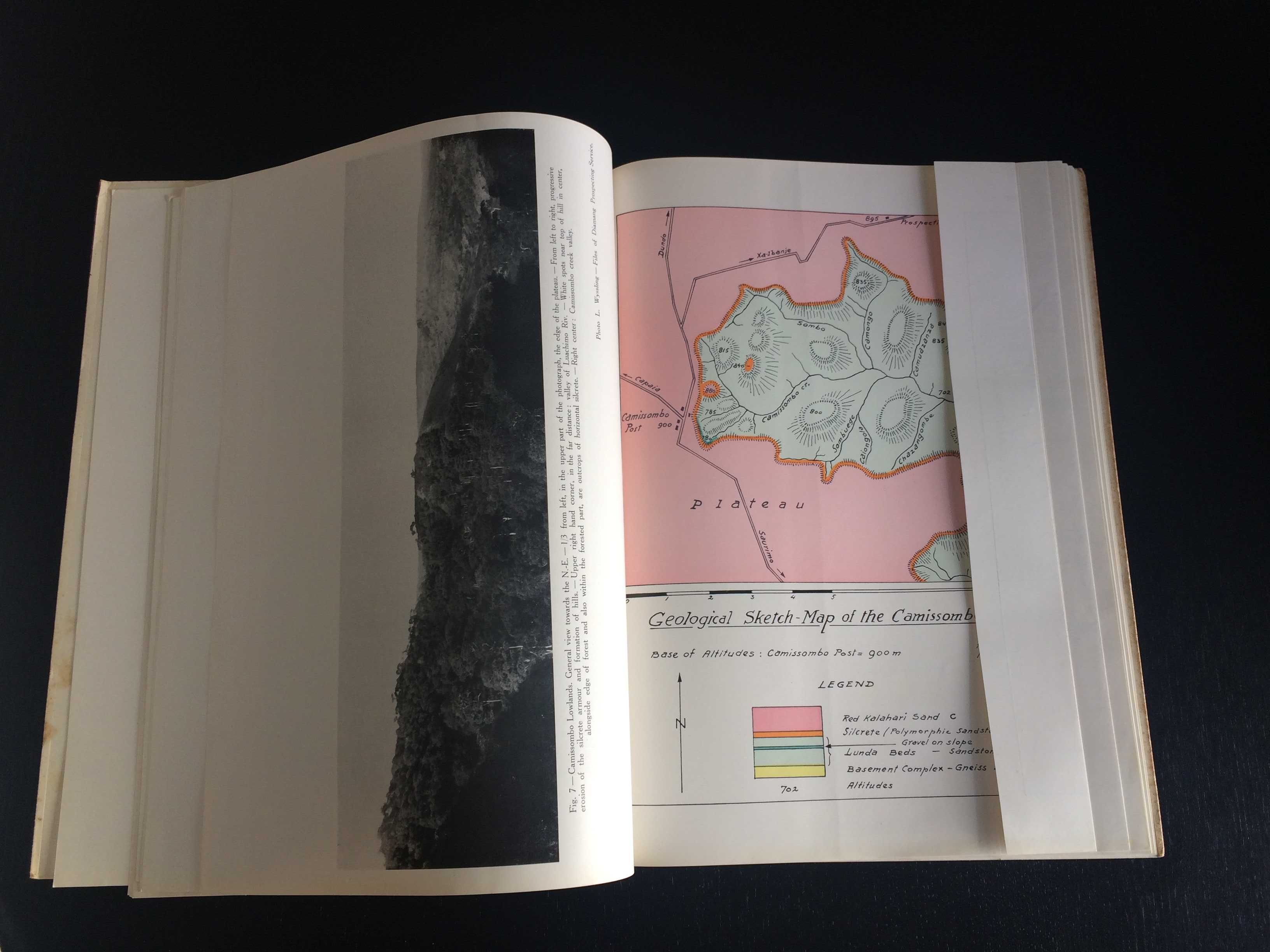 The Kalahari Sands of the Lunda - História, Arqueologia de Angola