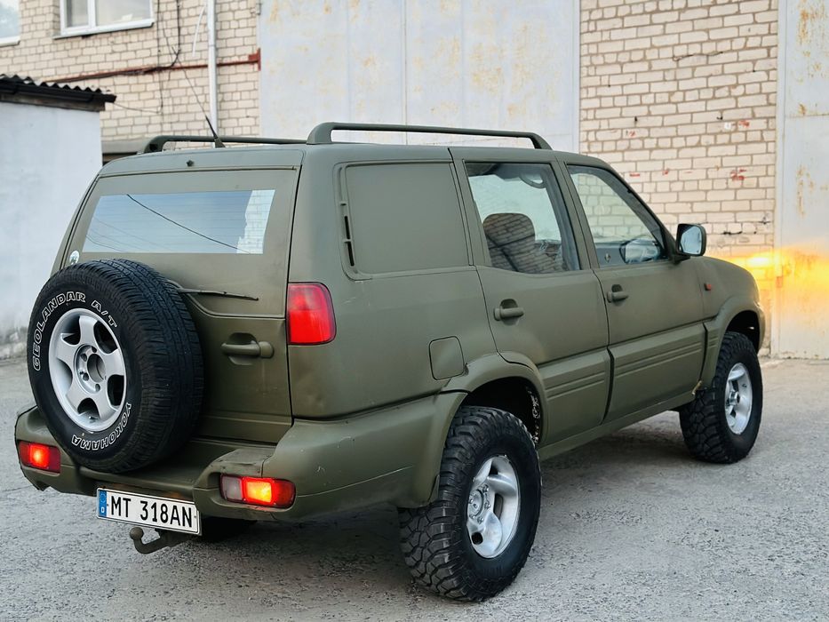 Продам Ниссан терано в хорошем состоянии 2.7 TDI 4Х4 Срочно !