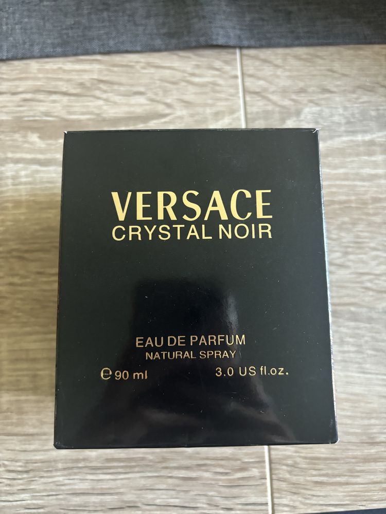 Perfum Versace Crystal Noir