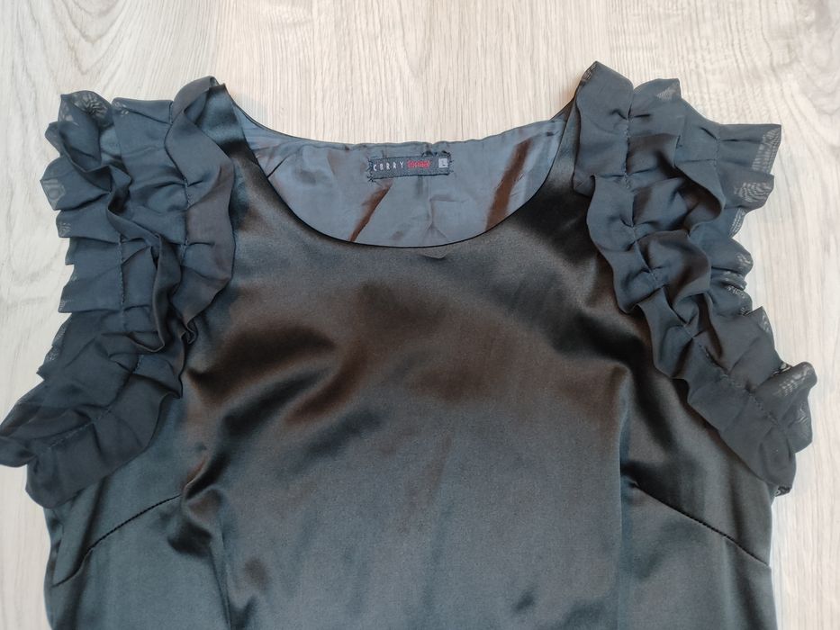 Sukienka mała czarna Carry r. L