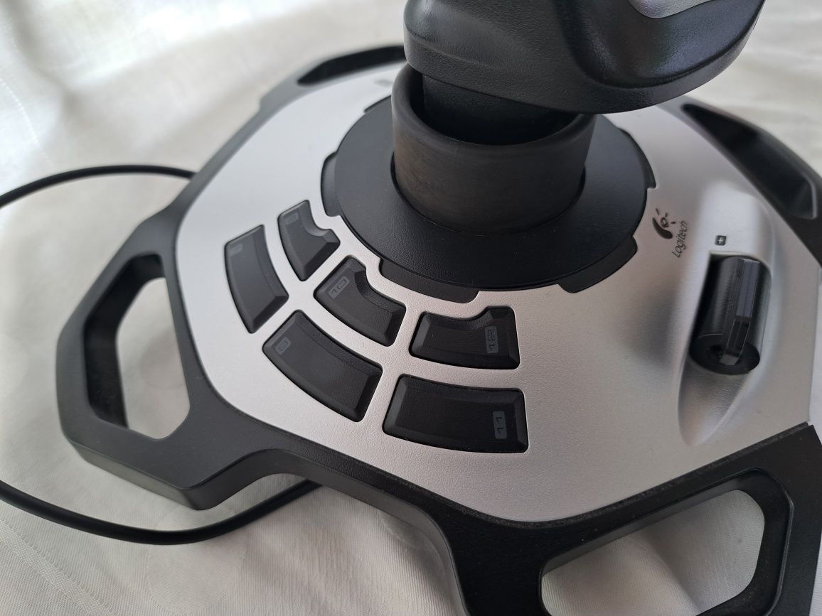 Extreme 3D Pro Joystick
