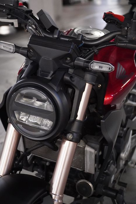 Honda CB300r 10.500 km - excelente estado