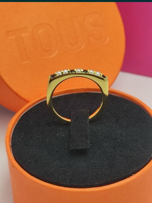 Pierścionek 14,16,18 z misiem żółte srebro vermeil 925 perłą i spinel