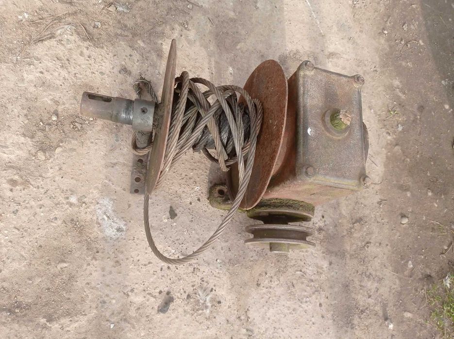 Przekładnia ślimakowa wyciągarka rozsiewacz rcw