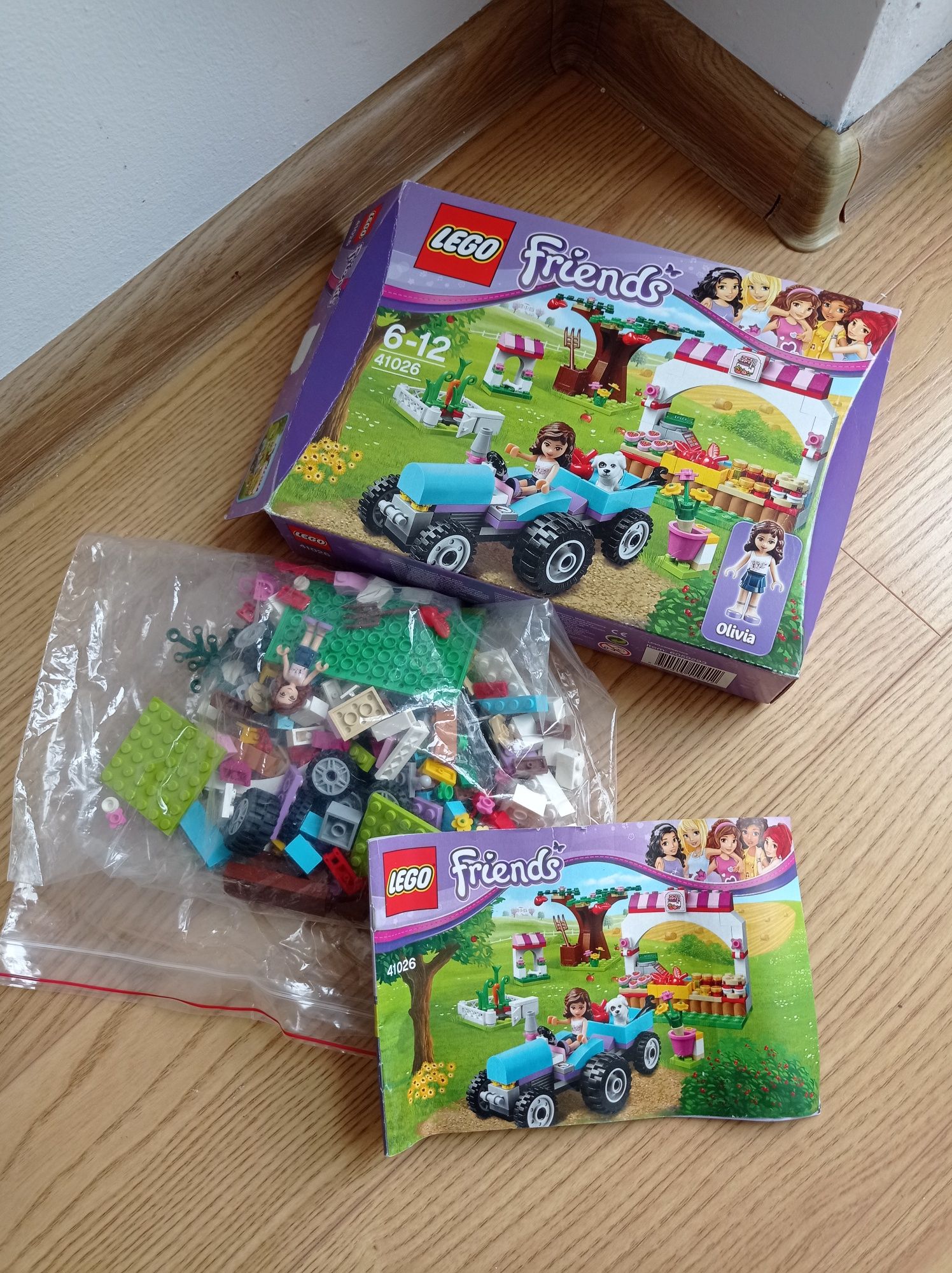 Klocki LEGO friends farma owocowe zbiory Olivii traktor stragan 41026