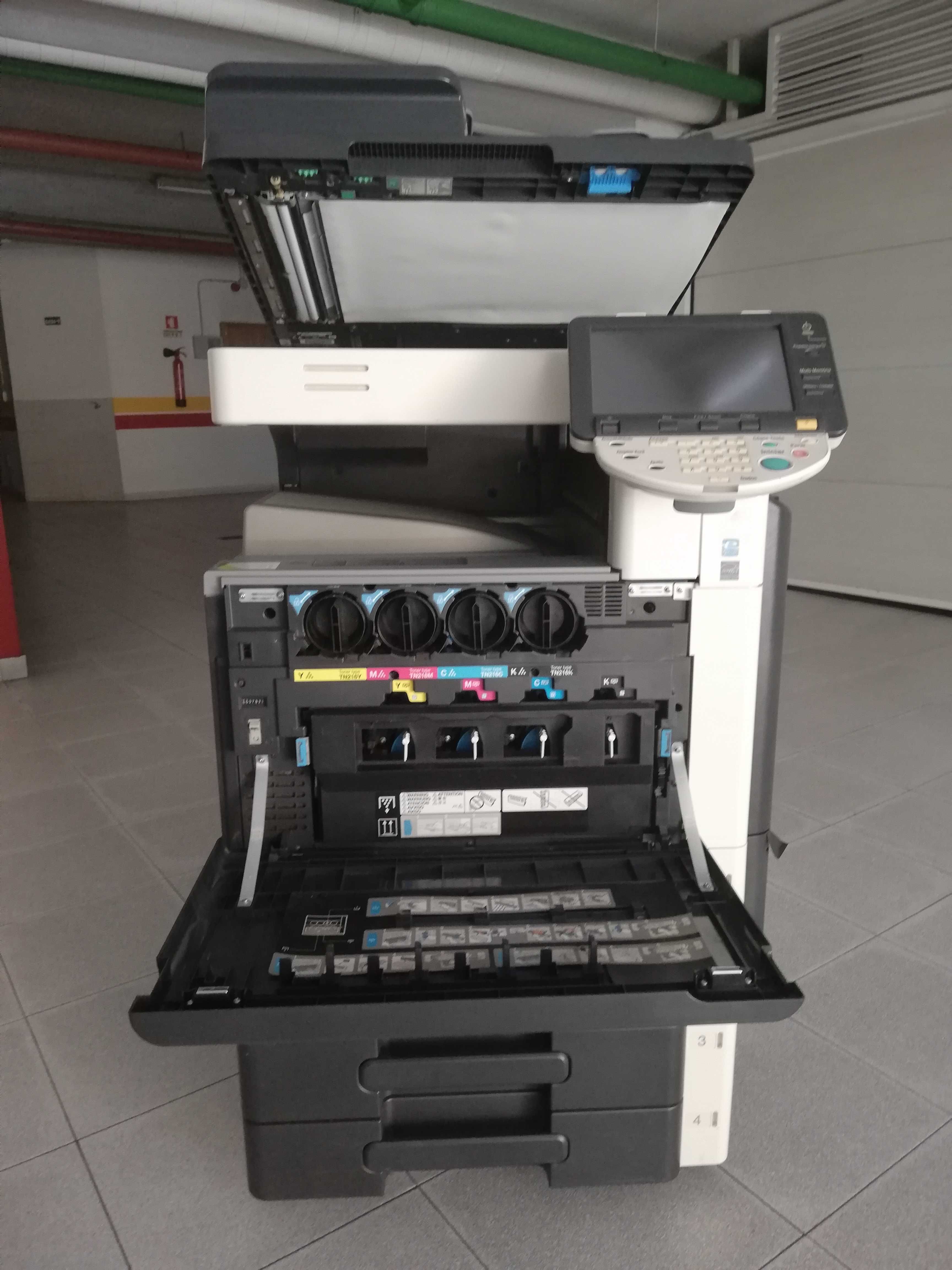Konica minolta c 220 a cores