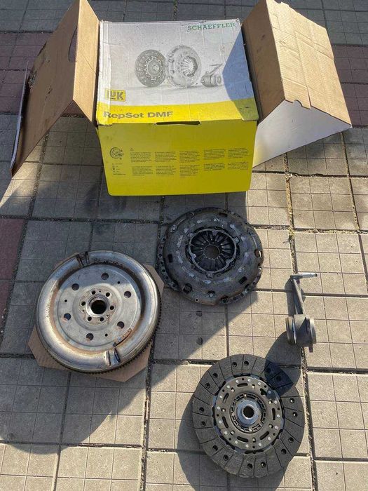 Комплект зчеплення "LuK" VW Golf 2.0 TDI в хорошому стані