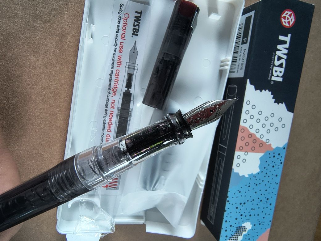Pióro wieczne twsbi Swipe F z konwerterem