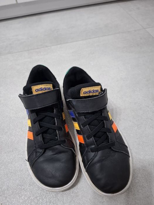 Buty sportowe adidas rozmiar 33