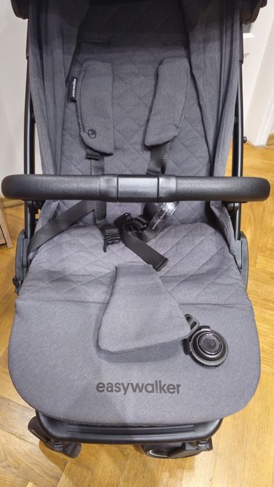 прогулянковий візочок easywalker Jackey