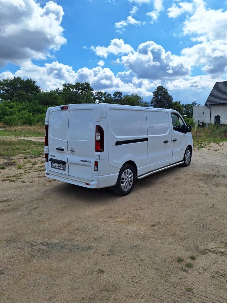 Opel Vivaro B 2015