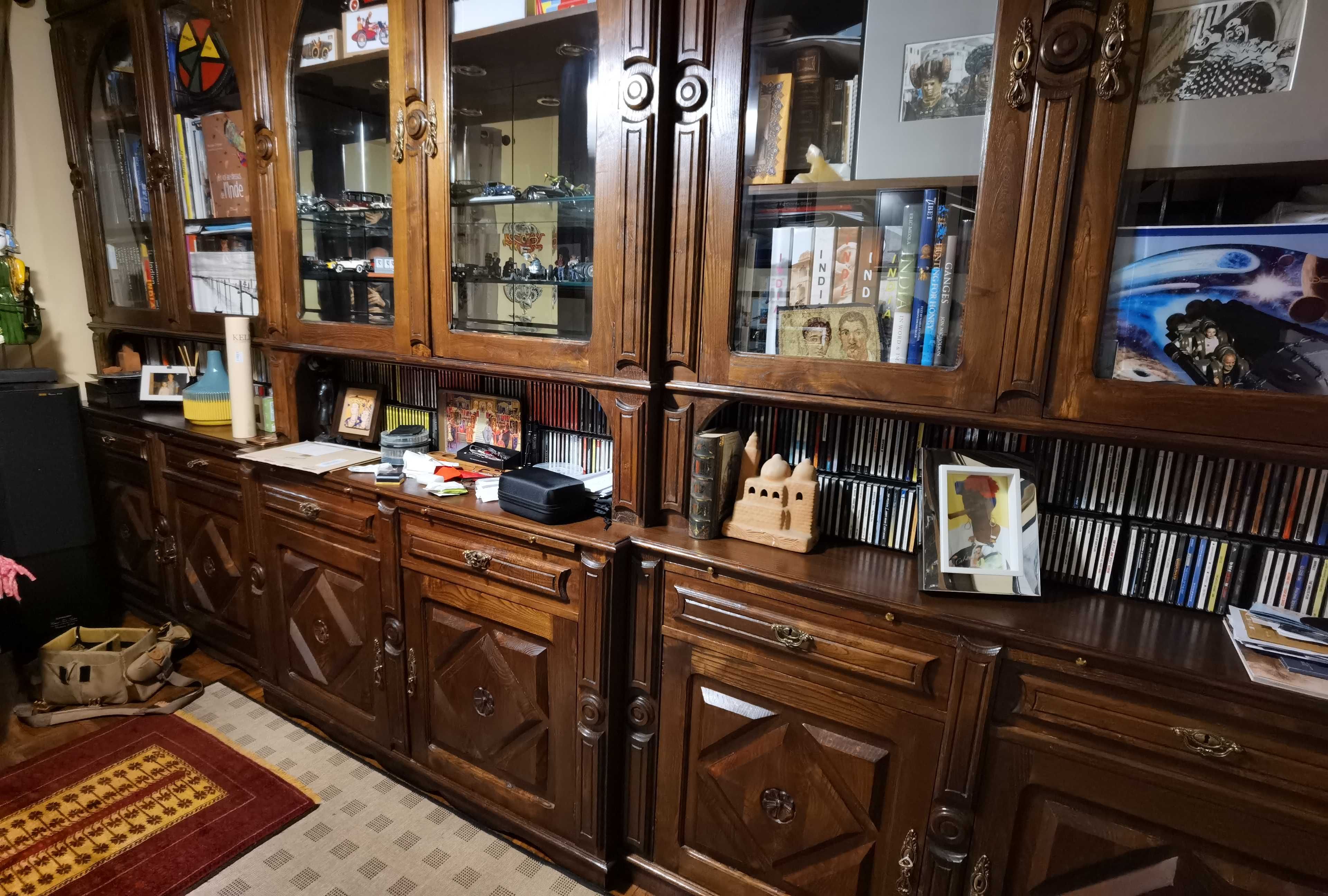 Móvel Bibioteca, Vitrina, gavetas e armário