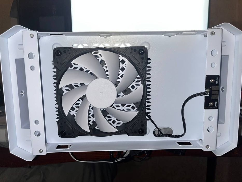 Корпус ПК 1StPlayer UN-1