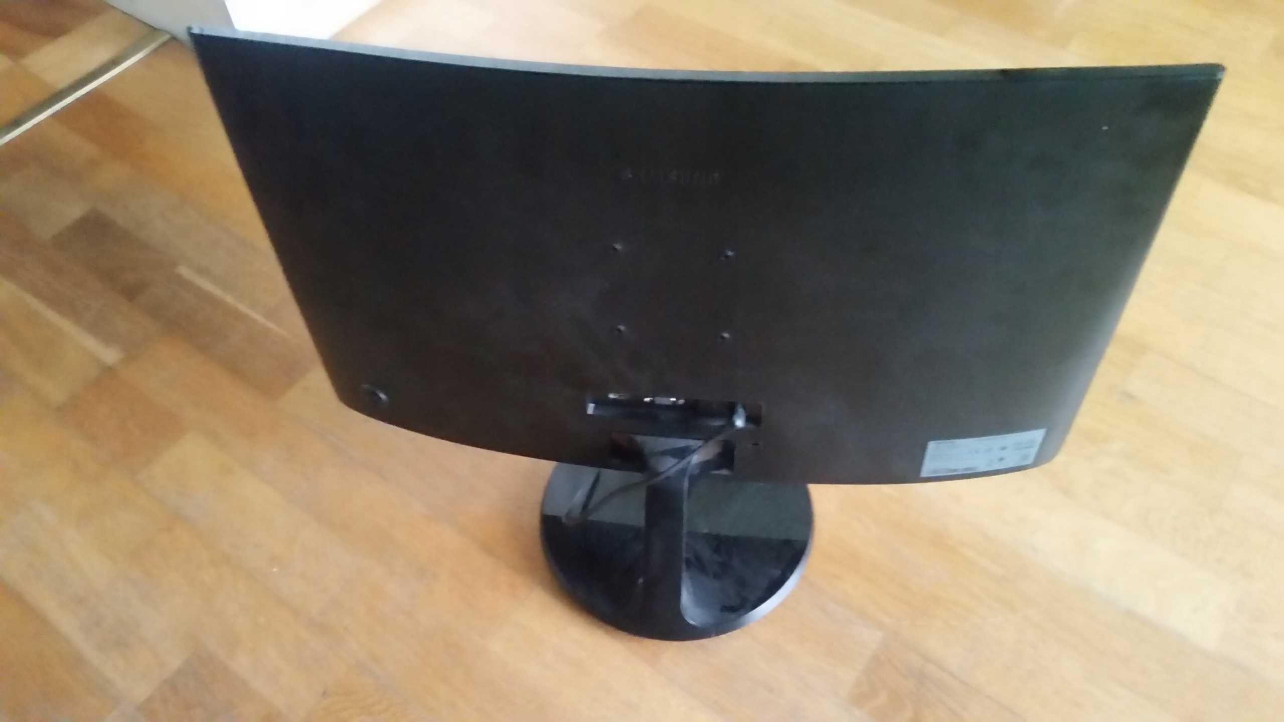 Monitor LED Samsung LC27F390FHUXEN 27 Curved " 1920 x 1080 px VA