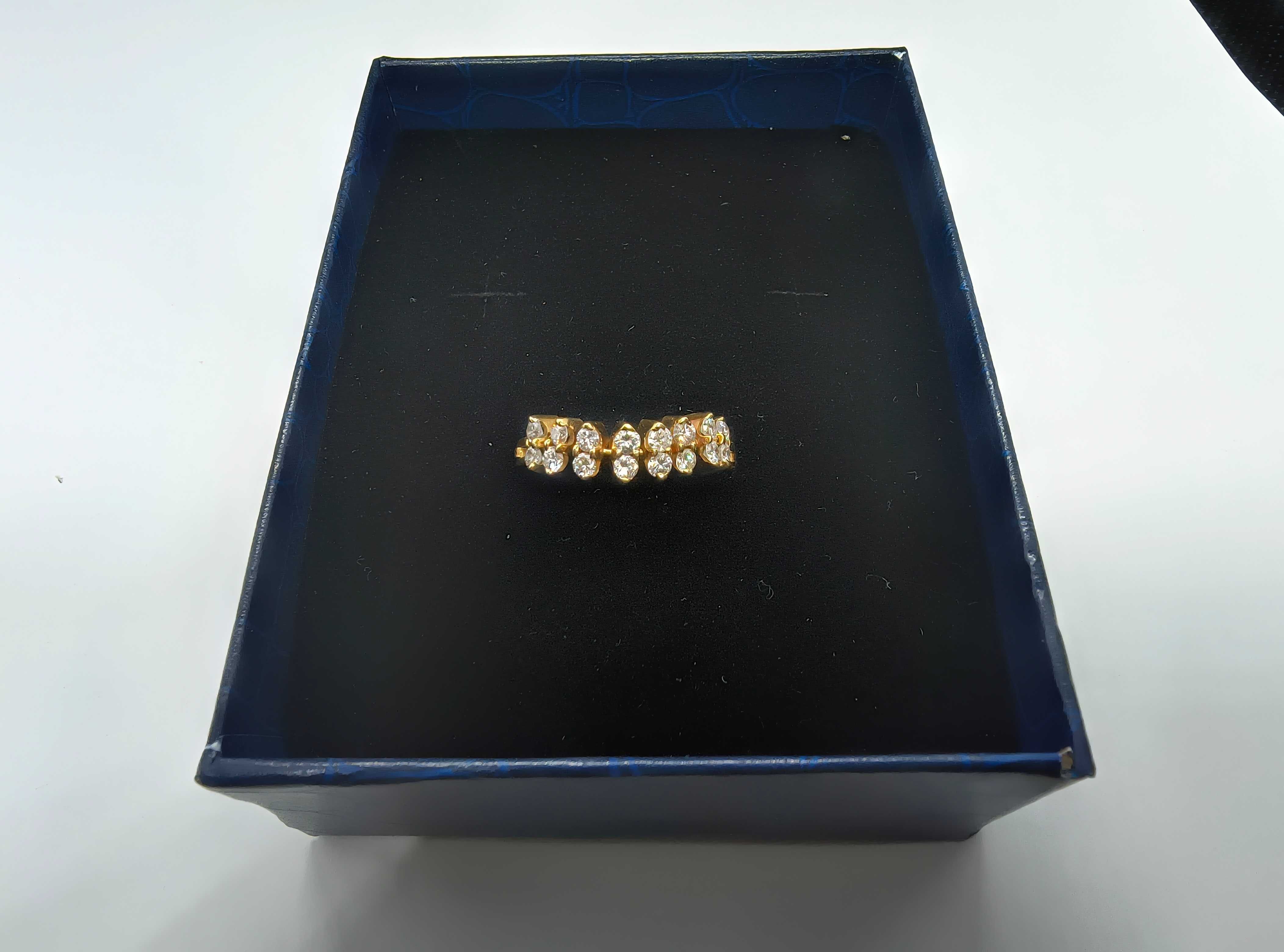 Pierścionek z brylantami0.80ct certyfikat
