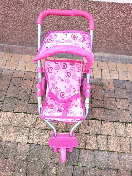 Dwa wózki dla lalek