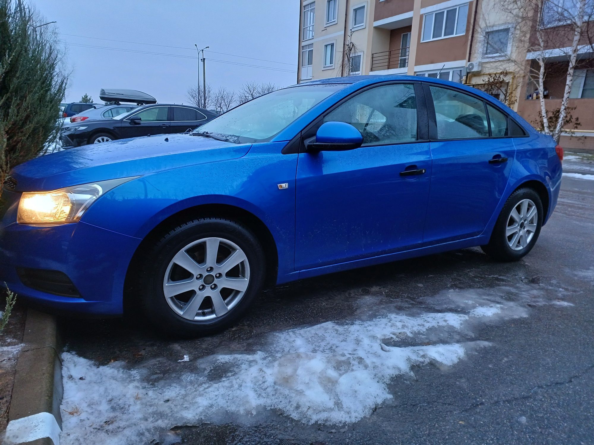 Продам Chevrolet Cruze