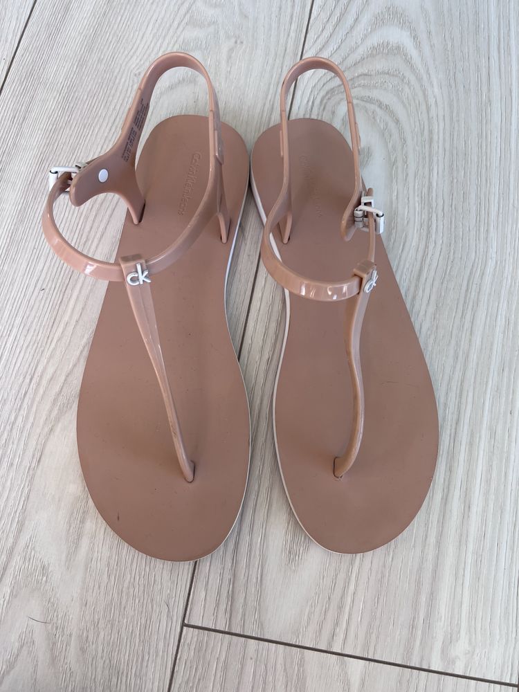 Calvin Klein klapki sandałki rozmiar 41 nowe