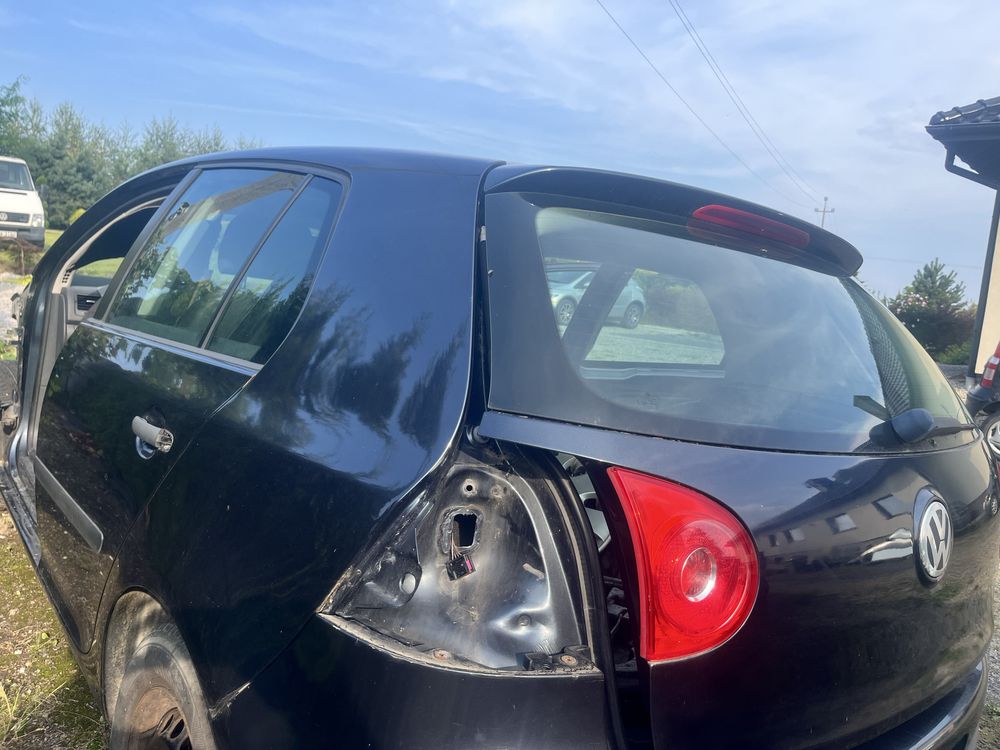 Części Vw Golf V 1.4 fsi LC5F- klapa,lampy,zderzak,drzwi,fotele,inne