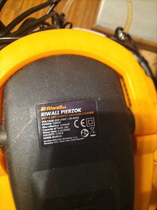 Odkurzacz Piorący Mocny Otrząsacz Filtra do Tapicerki i Dywanów 2200 W