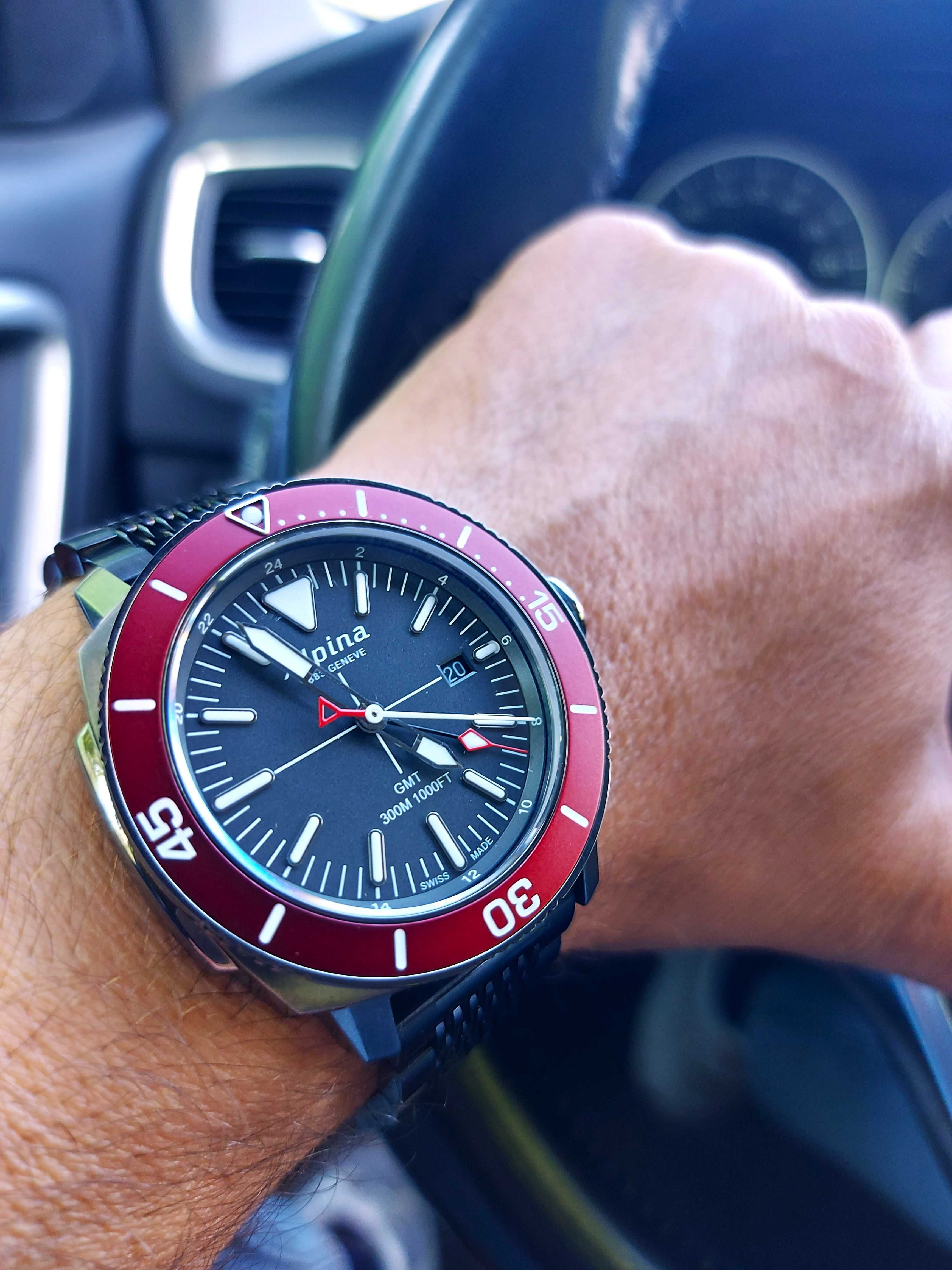 Alpina Seastrong Diver 300 Gmt