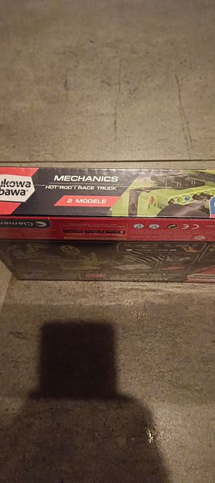 Laboratorium mechaniki, Hot Rod i Race Truck, wiek 8+