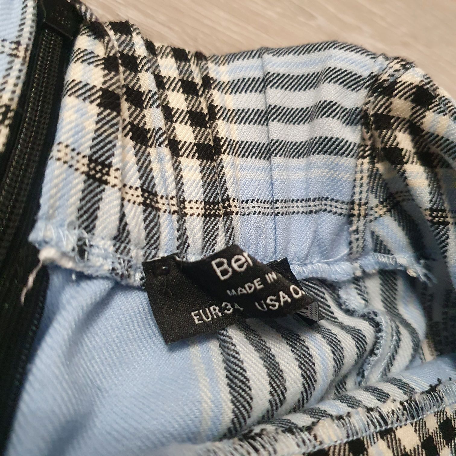 Spodenko spódniczka w kratke błekitna bershka