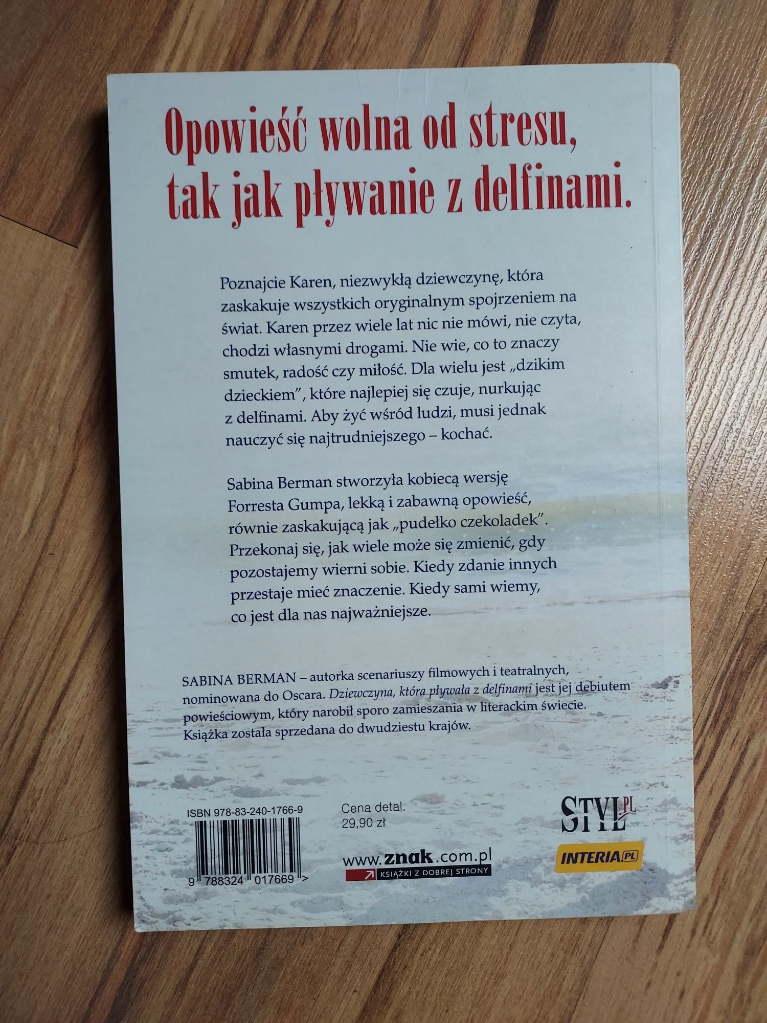 Książka "Dziewczyna, która pływała z delfinami" Sabina Berman