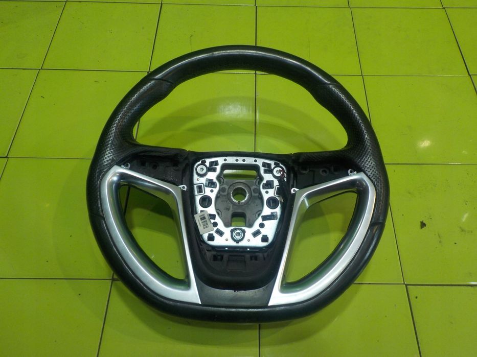 OPEL INSIGNIA A I OPC LINE 2.0 CDTI 12r kierownica skorzana