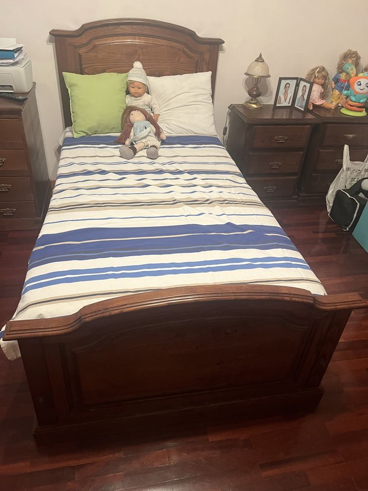 Mobilia quarto solteiro em madeira