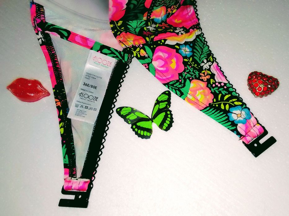 НОВЫЕ фирменные бюсты от купальников. Made in Germany. Разм.80Е, 80F.