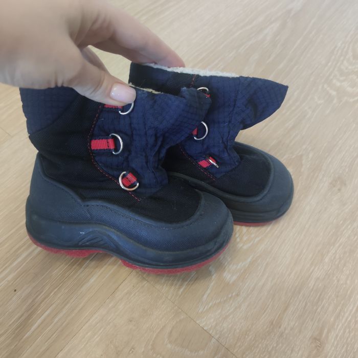 Пакет зимового взуття, 24 розмір. Demar