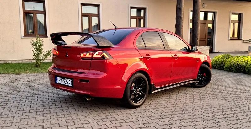 Mitsubishi Lancer 1,8 Benzyna 143 KM NAVI Kamera cofania DVD BEZYPADKOWY