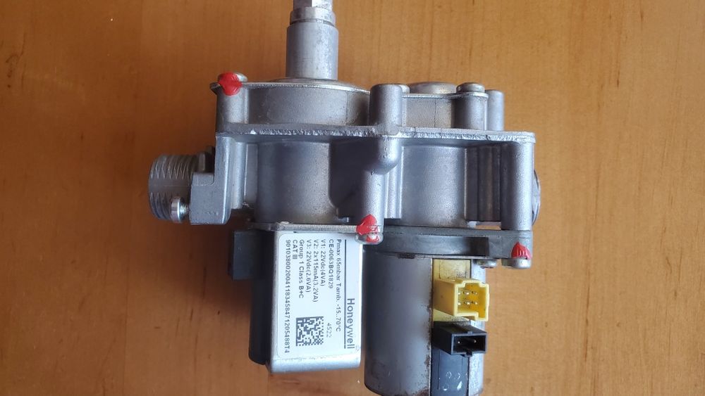 Газовый клапан VK8515MR4522 для котла Protherm/Vaillant