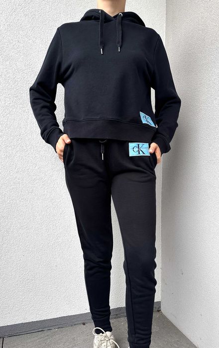 Komplet dresowy Calvin Klein Jeans damski bluza + spodnie r. S