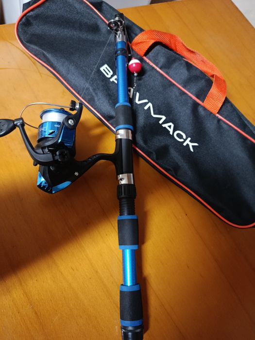 Cana de pesca com bolsa