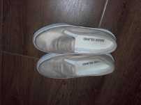 Buty River Island