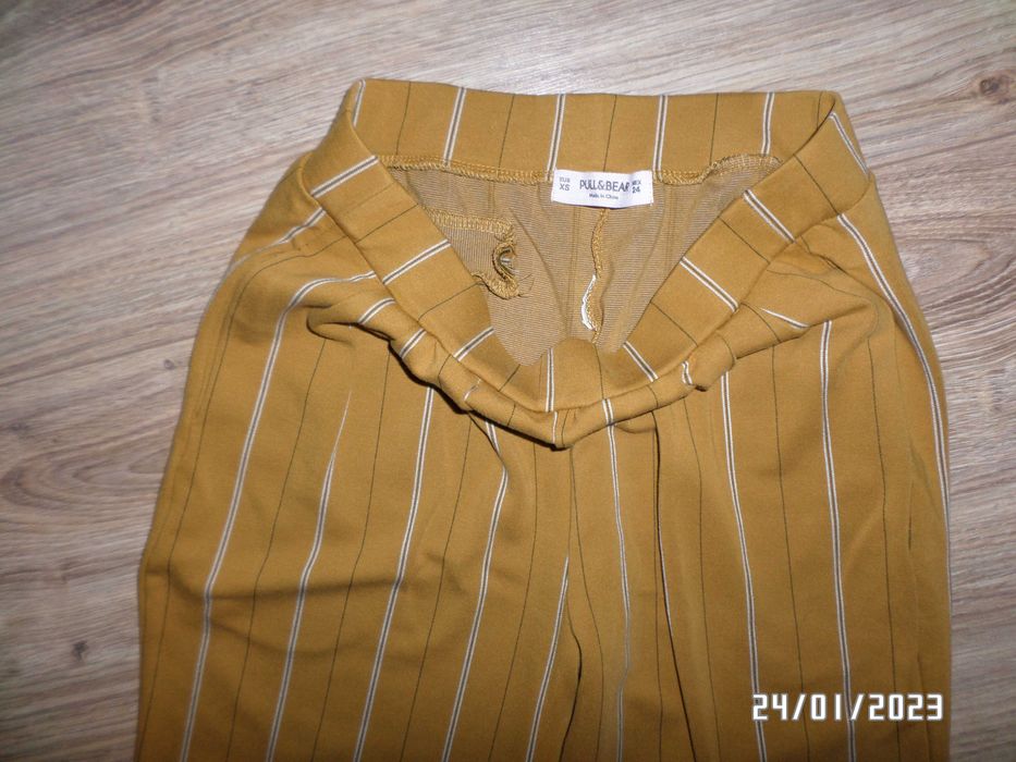 super firmowe spodnie damskie -PULL&BEAR -rozmiar-mex-24-XS/S