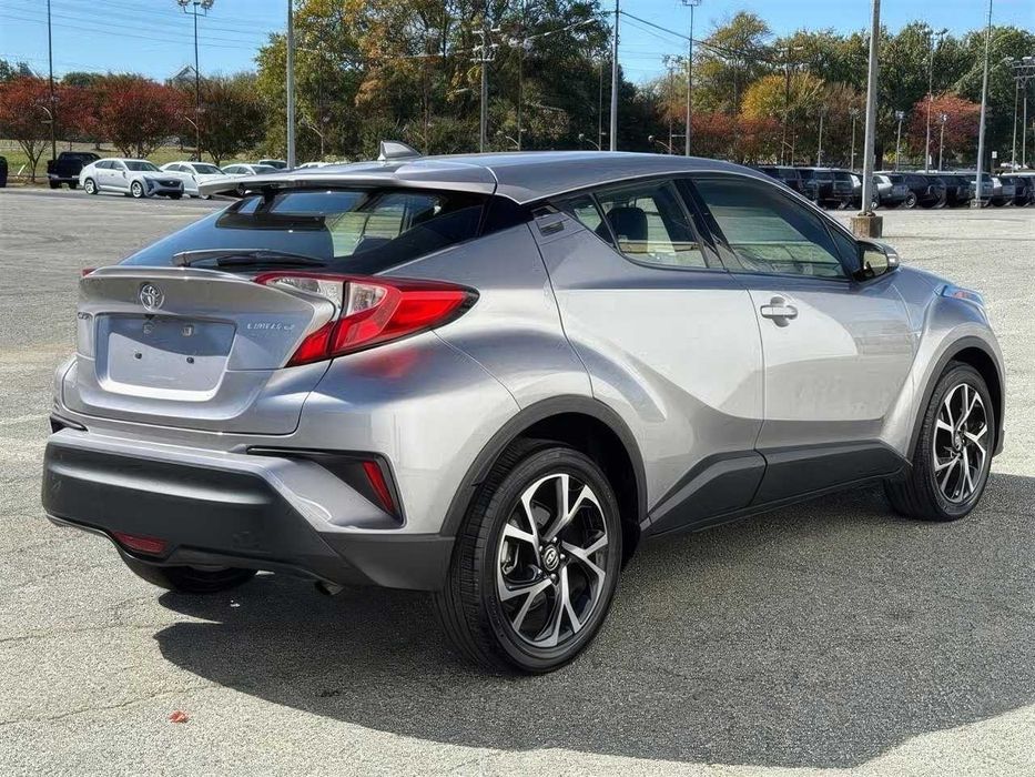 Toyota C-HR Limited      2019