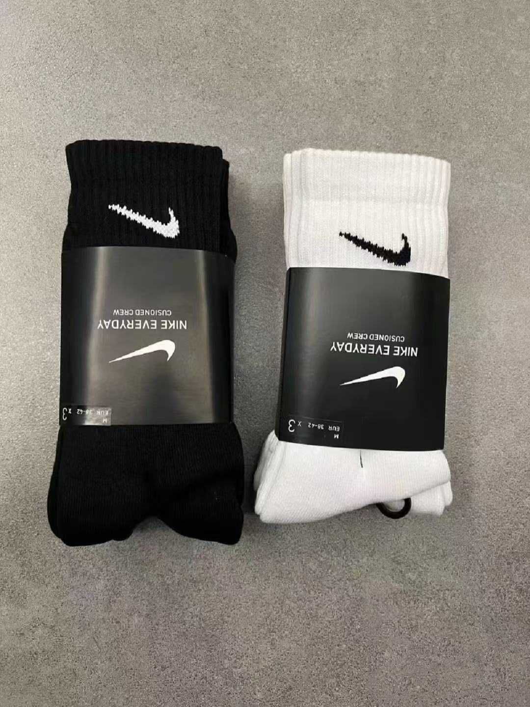 6 par skarpet Nike z czystego bawełny. Czarne, długie, Rozmiar M