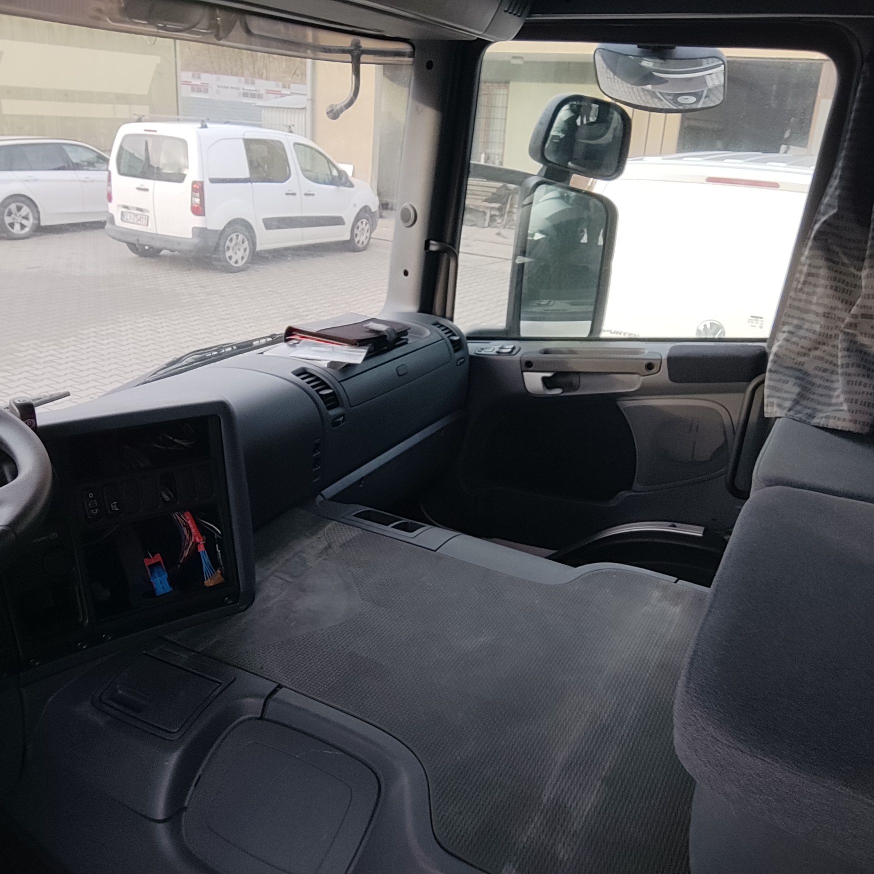 Scania P kabina CP16 nowa nieużywana kompletna